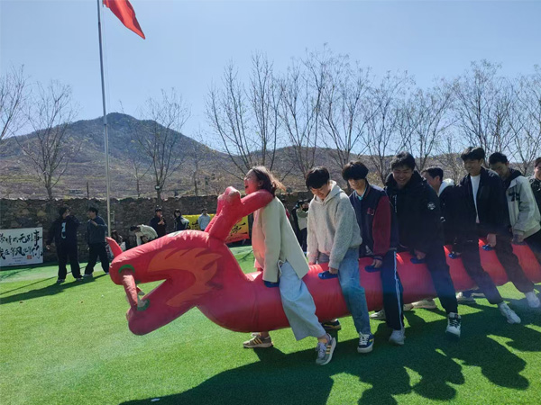 企业拓展